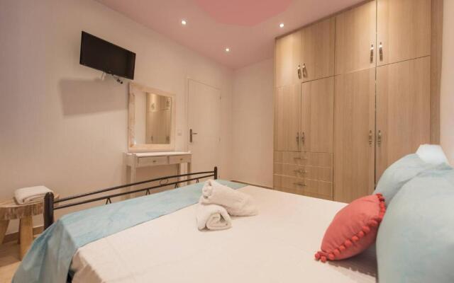 Santorita Suites
