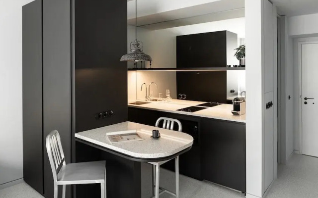 Nero Luxury Suites by Zennova