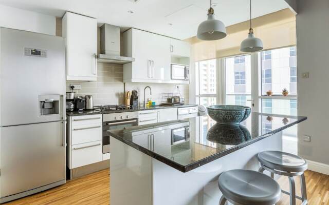 Nasma Luxury Stays - Marina Pinnacle