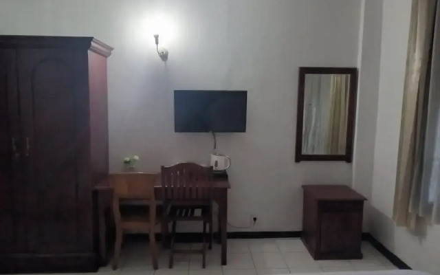 Graha Dinar Hotel by HIMA