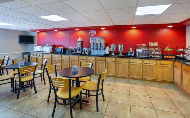 Ramada by Wyndham Bowling Green