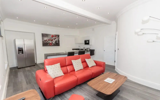 1 Bed- The Balmoral Suite