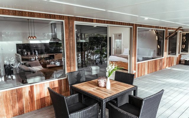 Absolute Oceanfront Bruny Island Secrets Retreat