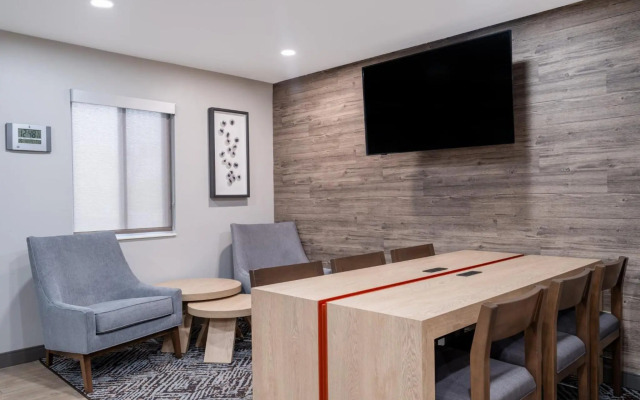 Candlewood Suites Rockford by IHG
