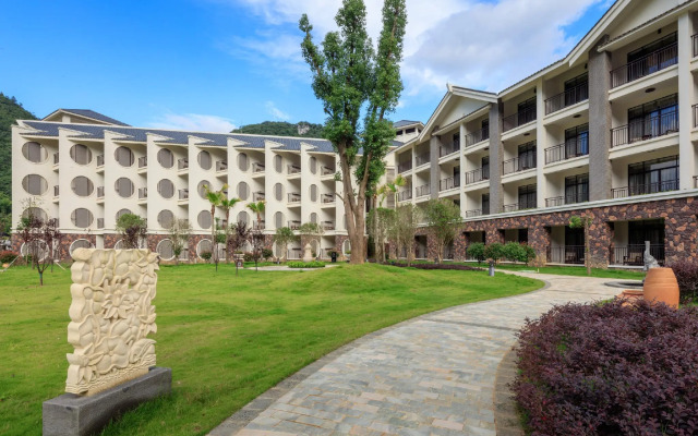 LN Dongfang Hot Spring Resort
