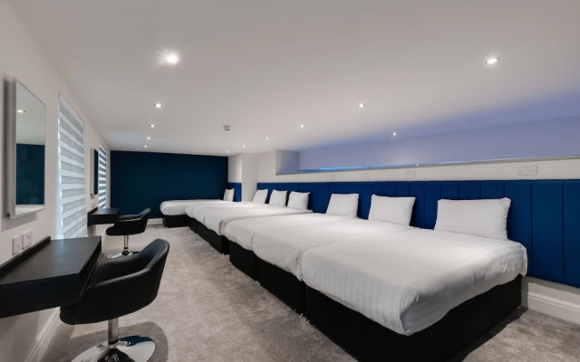 Temple Court Cavern Quarter Apartments