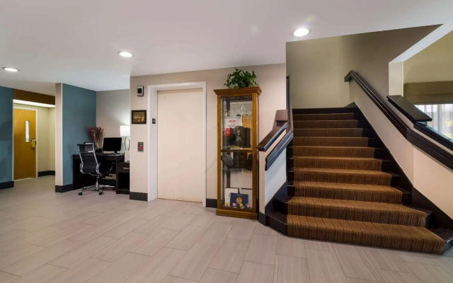 Garner Londonderry Manchester by IHG