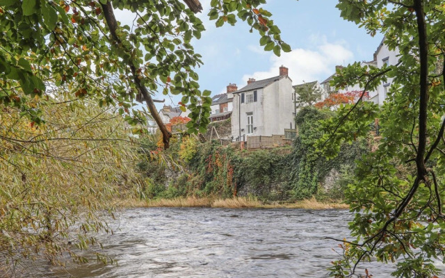 Whitewater Cottage