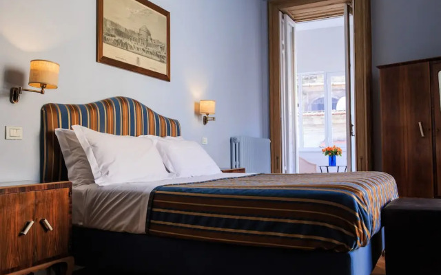 SpaccaNapoli Comfort Suites