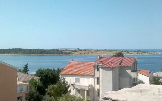 Apartments and Rooms Gordana
