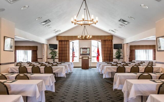 Clarion Inn & Suites Gatlinburg