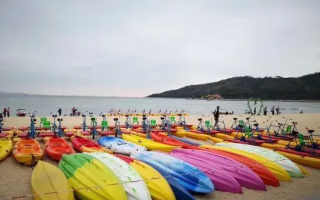 Yuehai Yihao Holiday Apartment