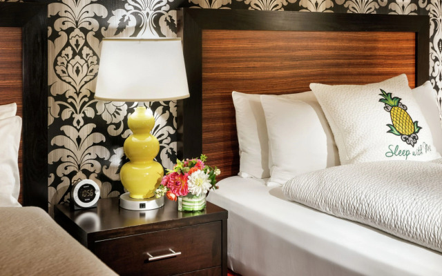 The Maxwell Hotel - A Staypineapple Hotel