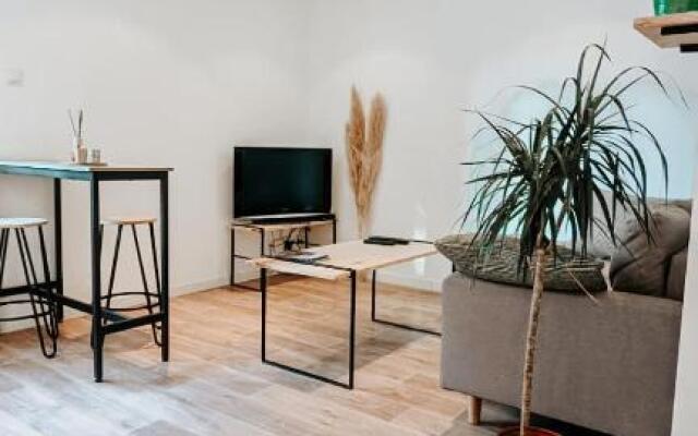 L'Elégant - Idéal Couple - Parking Gratuit