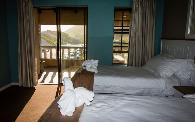 Pili Pili Beach Cabanas