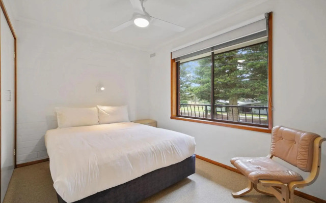 Eastern Beach Units #5