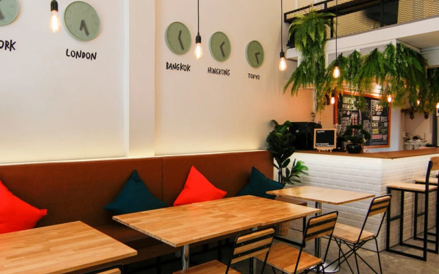 Tropical Summer Hostel