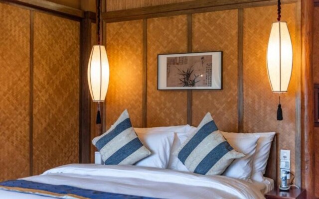 Qiansu Ban Jiang Xia Boutique Inn