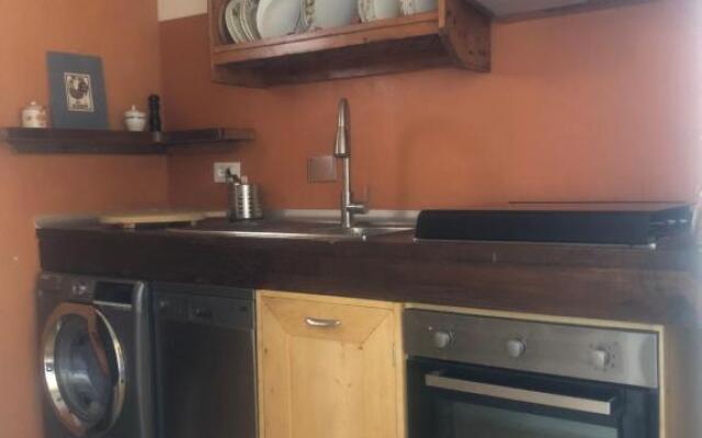 La Tinaia Del Glicine