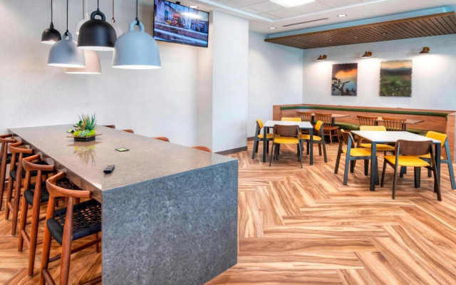 Fairfield Inn & Suites by Marriott Ottawa Airport