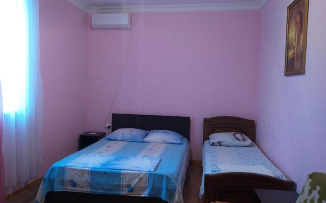 Guest House U Ruslana