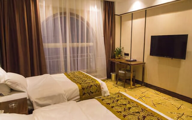 Cloud Holiday Hotel