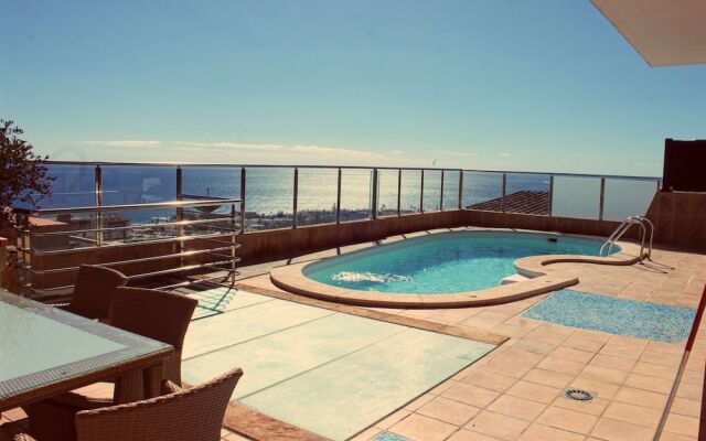 Luxury 5 star villa with amazing sea view and heated pool