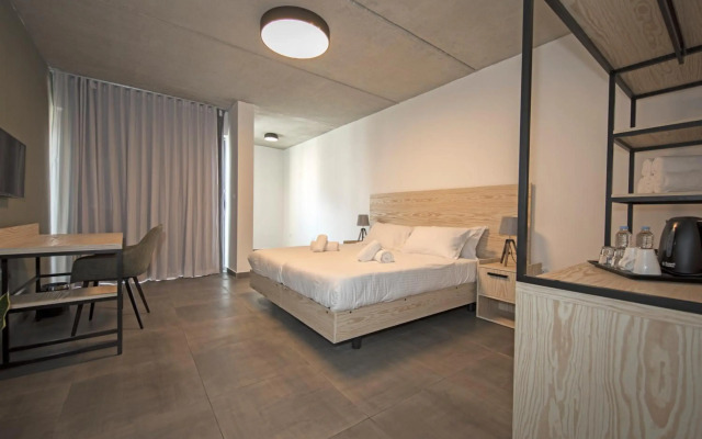 Mr. Todd Hotel