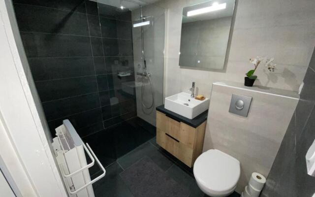 Appartement moderne tout confort, idéalement placé