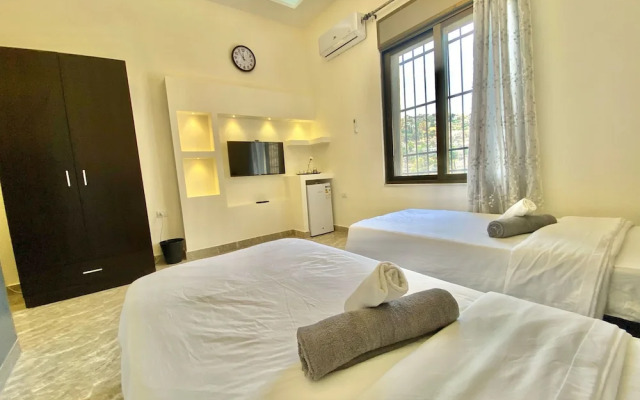 Villa Mira Guesthouse - Downtown Amman