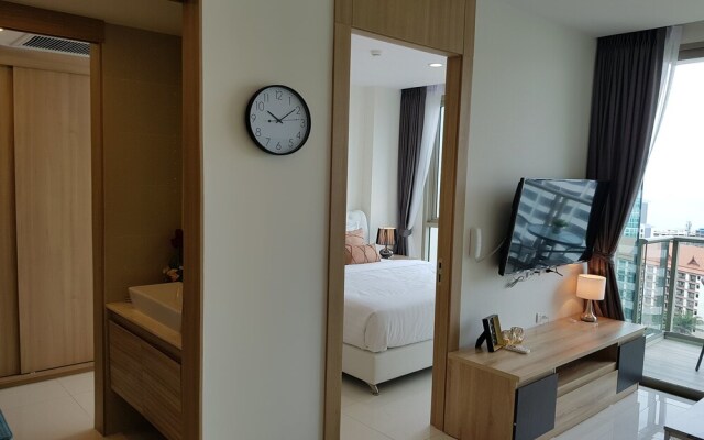 Riviera 1BR Sea View 3901 by Pattaya Holiday