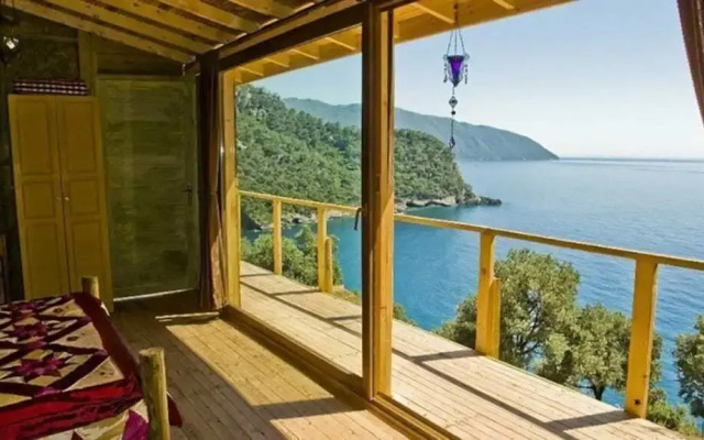 Shambala Lodge Hotel