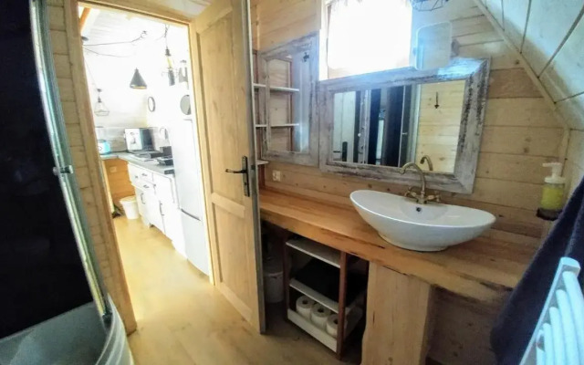 Osada pod Beskidem- chatki całoroczne