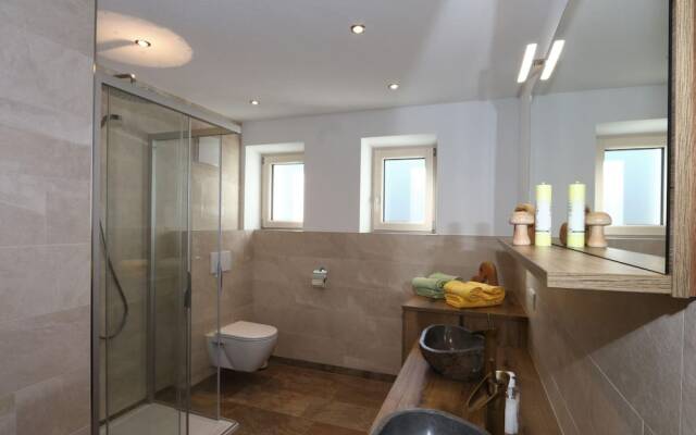 Beautiful Holiday Flat in Krimml Near Waterfalls