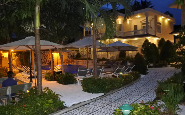 Godiva Phu Quoc Hotel