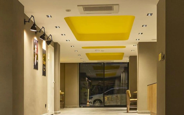 Sun Suit Hotel