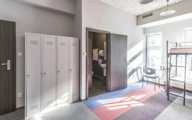 Mish Mash Nowogrodzka - Hostel