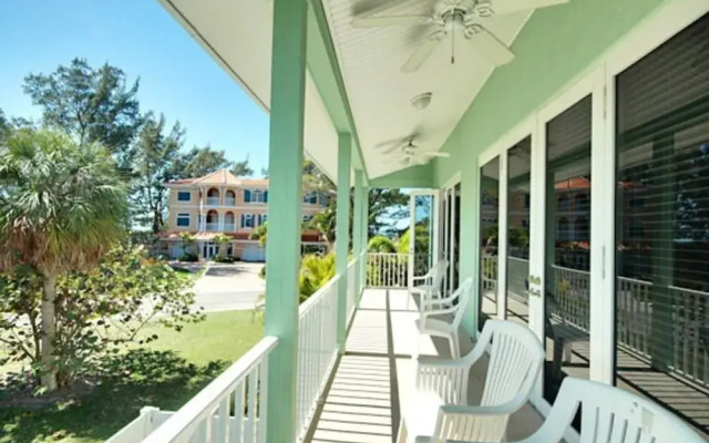 SeaBreeze Sands