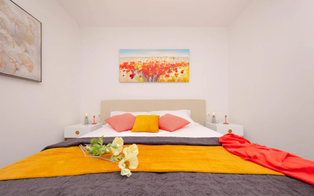 Apartman Oranž