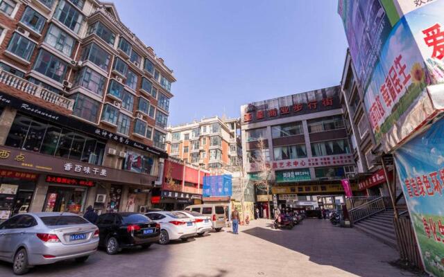 Zhengzhou Shangjie·Near Wuyun Mountain· Locals Apartment 00144970