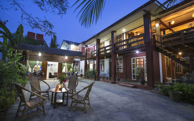 Thiri Nanda Villa