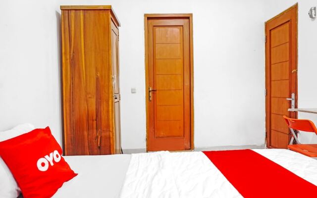 OYO 90846 Guesthouse Bintaro Asri Syariah
