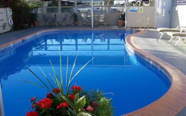 The Monterey Motel