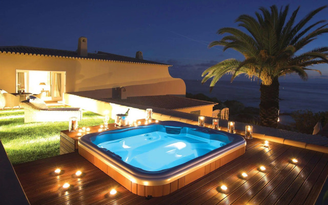 Vila Joya Home, Restaurant & Spa