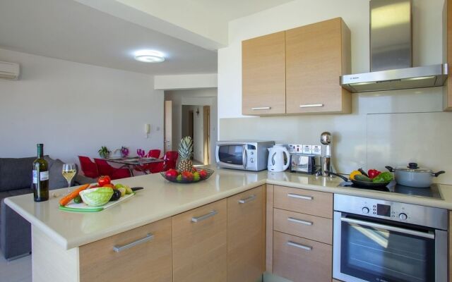 one bedroom apartment in Fig tree bay