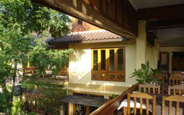 Sawasdipong Hotel