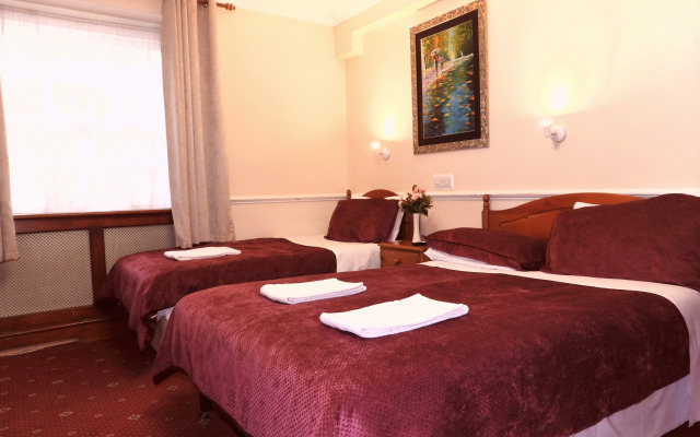 Europa House Hotel