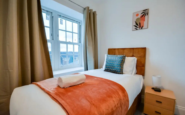 Manchester Gem - Stylish Apartment in Wigan