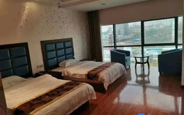 Peng'an Pengyue Business Hotel