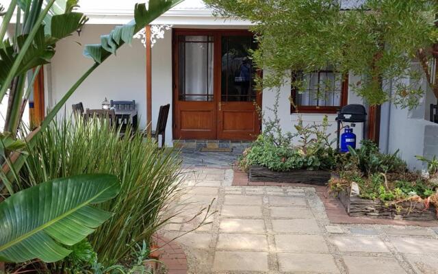 Hemel en Aarde Village Accommodation